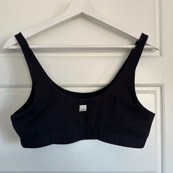 Vuori Black and Cream Fabric Detail - Picture 2 of 3